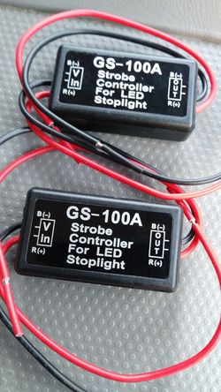 2pcs GS-100A Car Flash Strobe Controller Box Module for LED Brake Tail Stop Light Car styling