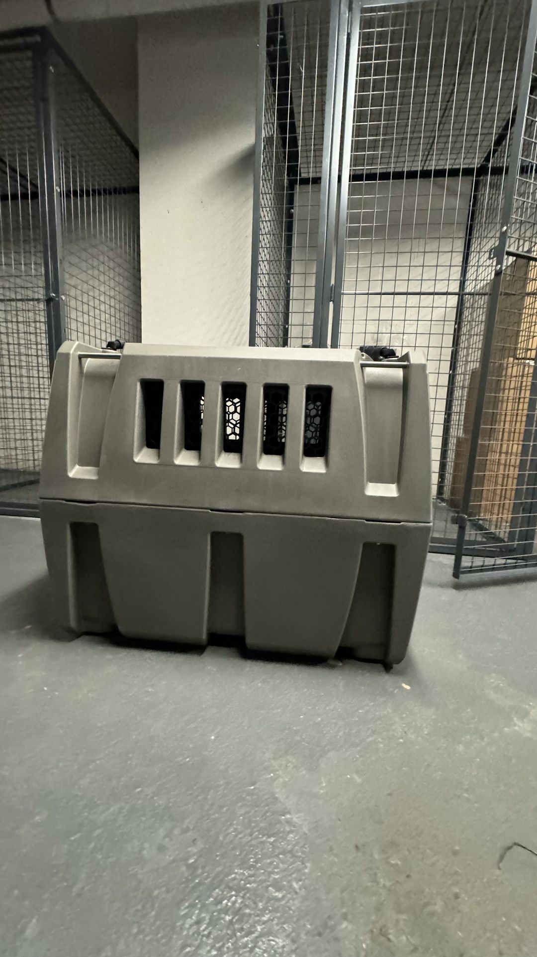 Gunner Dog Crate