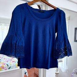 Nice Blue floway sleeves, $2