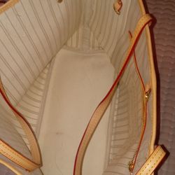 Louis Vuitton Purse