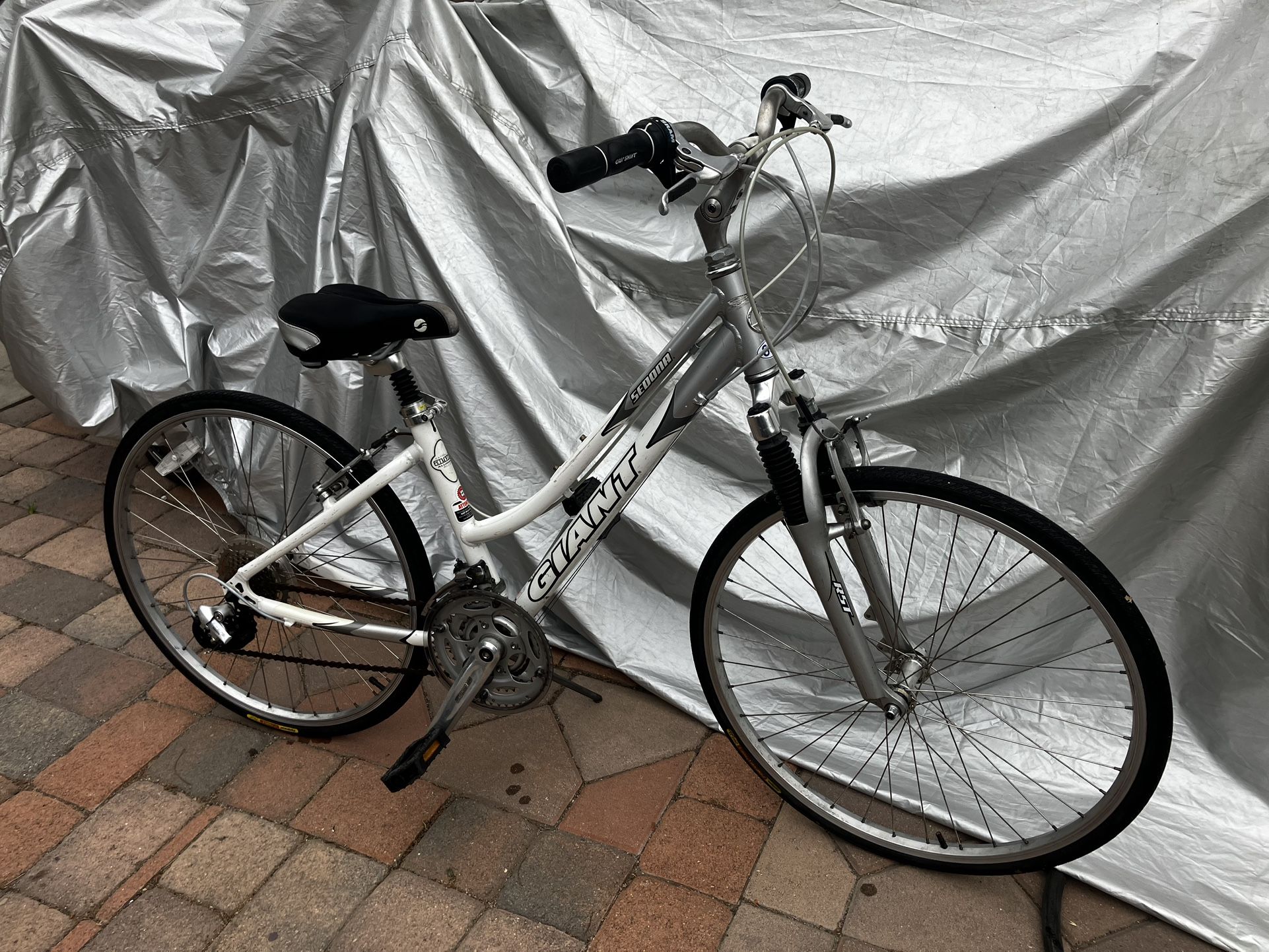 Giant Women Bike ( Small Frame)