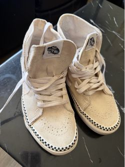 Women’s shoes size 7