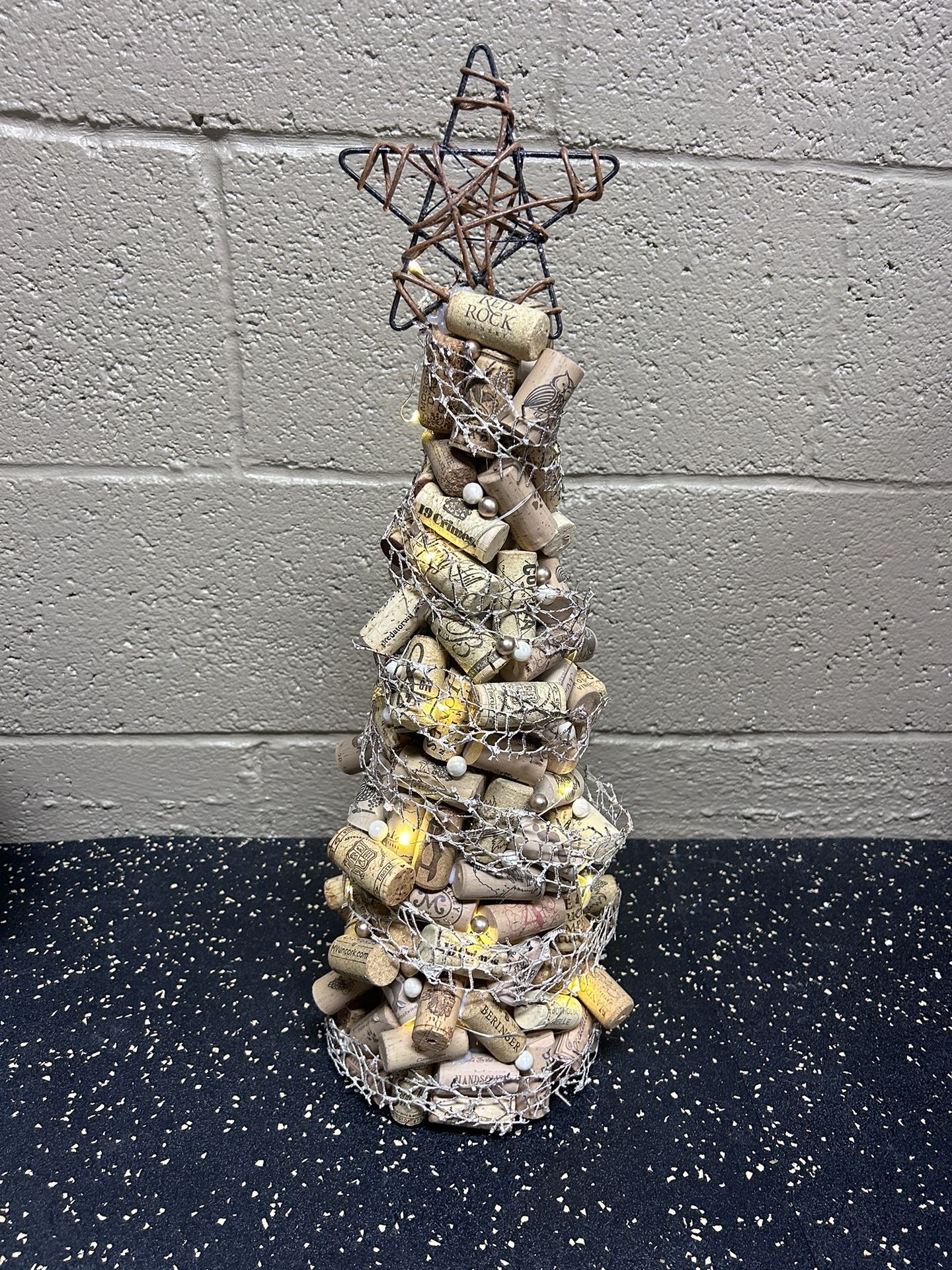 WINE CORK LIGHT UP CHRISTMAS TREE
