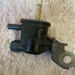 Vapor Canister Solenoid Valve | Lexus OEM