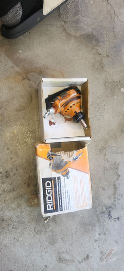 Palm nailer