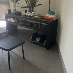 Hallow TV Stand