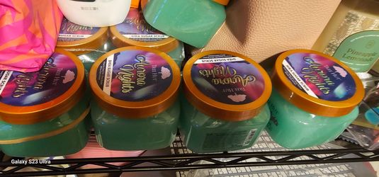 Tree Hut Aurora Nights Shea Sugar Scrub