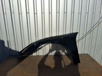2013-2014-2015-2016 PORSCHE CAYENNE LEFT FENDER OEM USED