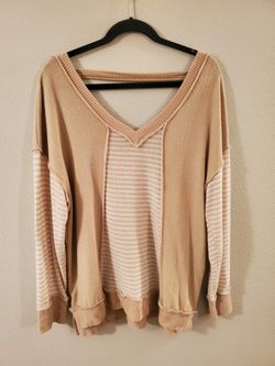 Woman's long sleeve shirt from Buckle (L)