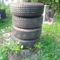 Four Tires & Wheels 