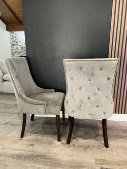 Tufted Dining Chair