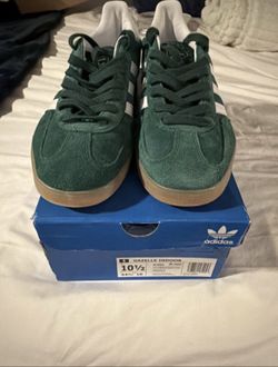 Brand New Adidas Gazelle Collegiate Green And White Size 10.5
