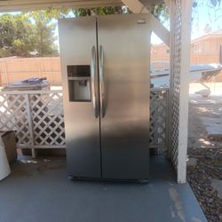 Excellent Frigidaire, Side By Side Refrigerator