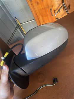 2010 Chevy Suburban/Silverado/Tahoe Mirrors