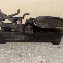 Vintage Best Quality scale, balancing- working