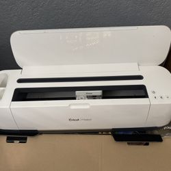 Cricut Maker