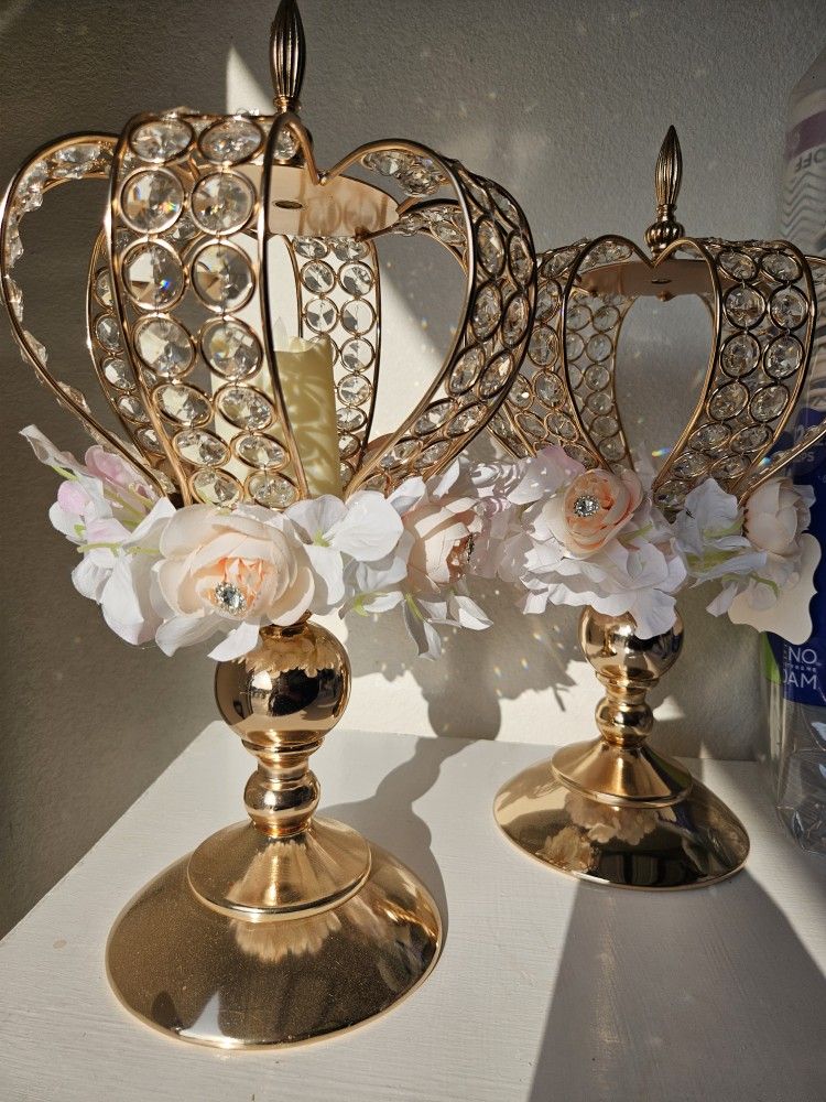 Crown Center Pieces