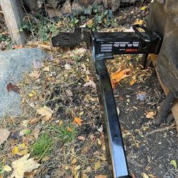 Brand New CURT 13395 Class 3 Trailer Hitch, 2-In Receiver With Additional Parts