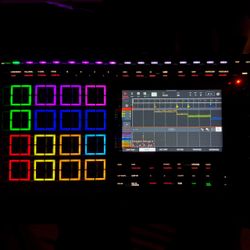 MPC LIVE 3