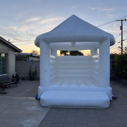 Semi New White Bounce Houses For Sale