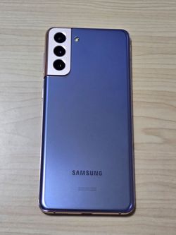 Samsung Galaxy s21 plus 128GB. Unlocked. Price is firm. EXELLENT Condition.