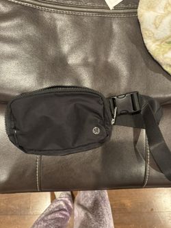 Lululemon Belt Bag 