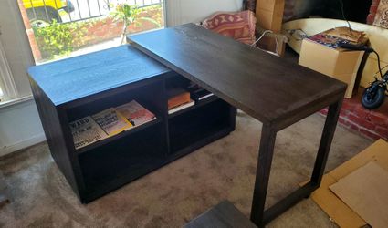 Bassett Furniture "Richmond" Modular L-Shaped Desk – Real Wood in Like New Condition