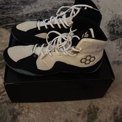 JB1 All I See Is Gold-Ice Wrestling Shoes