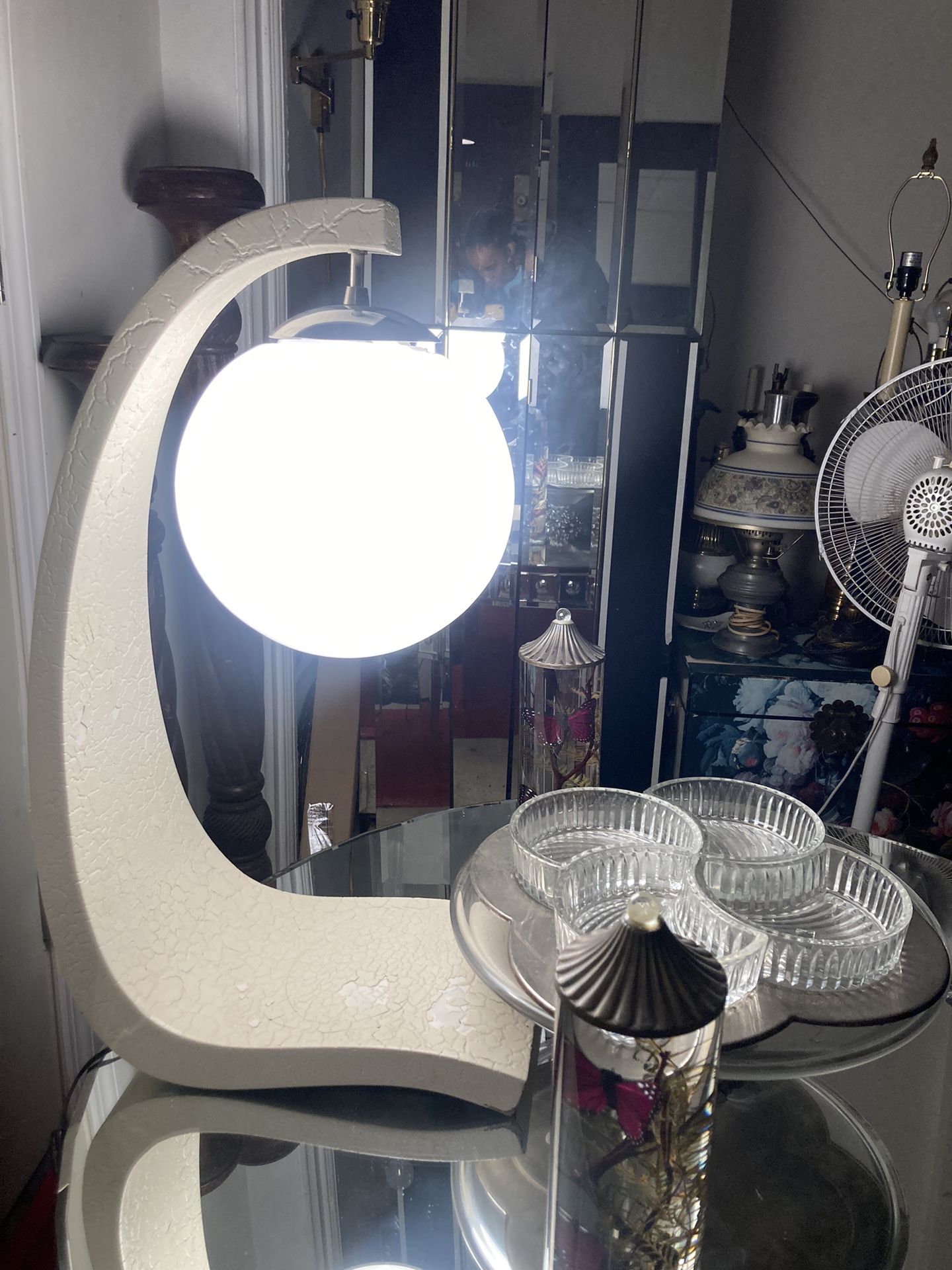 VINTAGE JACK HAYWOOD SERPENTINE TABLE LAMP