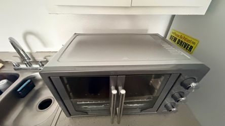 XL Oster Toaster Oven (Air fryer )