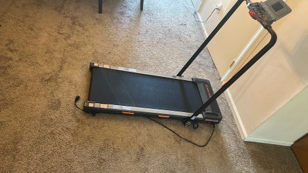 Walking Pad - treadmill- like new