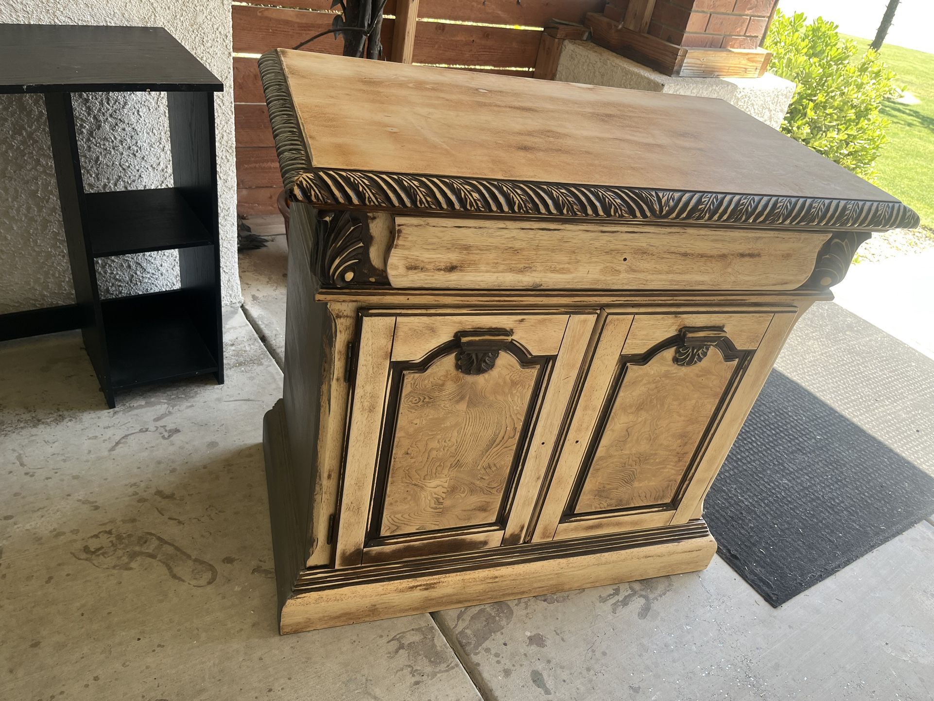 Dresser
