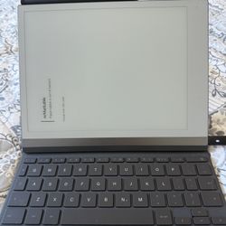 Remarkable 2 w/ Keyboard Folio