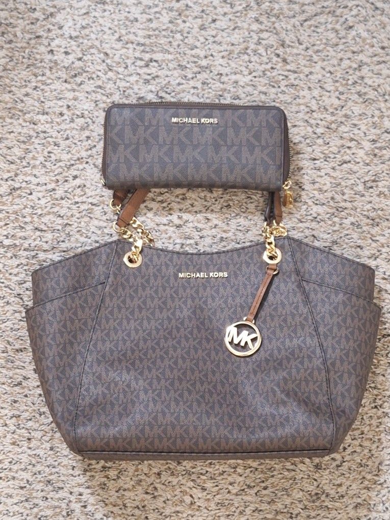 Michael Kors large shoulder tote bag w/ Wallet