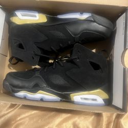Jordan FLTCLB 91 $100 NEW Size 7 Y