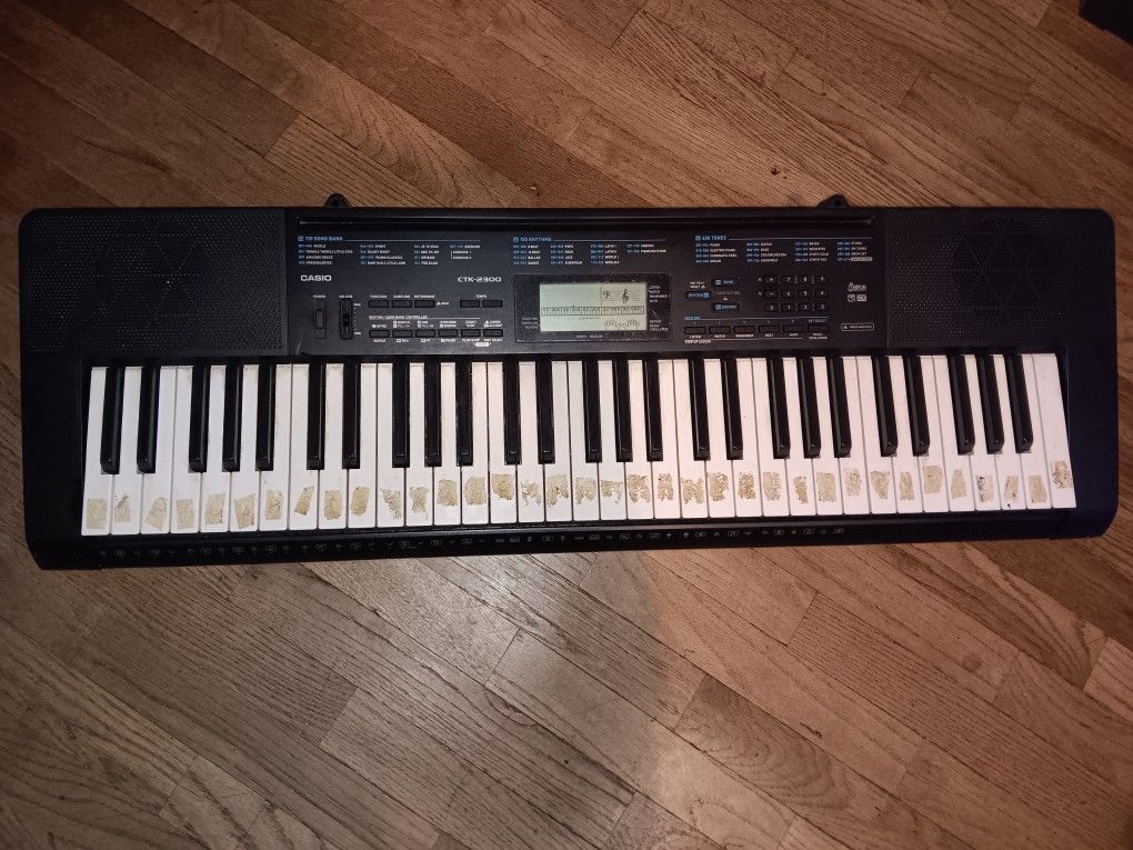 Casio CTK-2300 Piano Keyboard