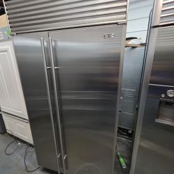 42" SUB ZERO BUILT IN STAINLESS STEEL REFRIGERATOR 