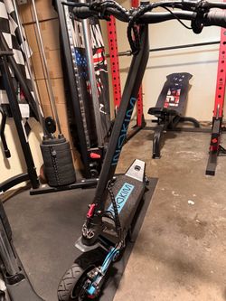Electric scooter