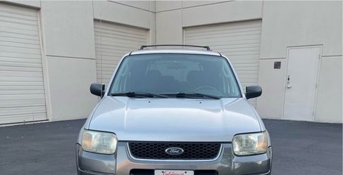 2004 Ford Escape · XLT Sport Utility 4D