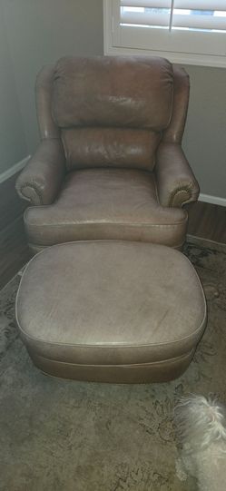 Aem chair and ottoman