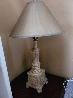 Table lamp