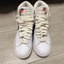 Nike Blazer Mid '77 Vintage sneakers  6Y