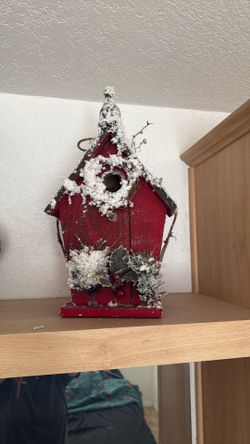 Christmas birdhouse