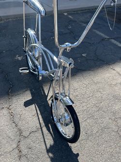 SCHWINN 20 INCH GREY GHOST. (NEW).