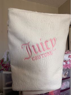 WHITE JUCIY COUTURE BASKET