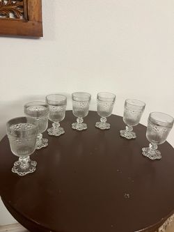 Set of 7 Clear Italian wine Glass Goblets with Lace Edge Base