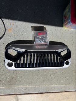 Jeep grill and tail lights