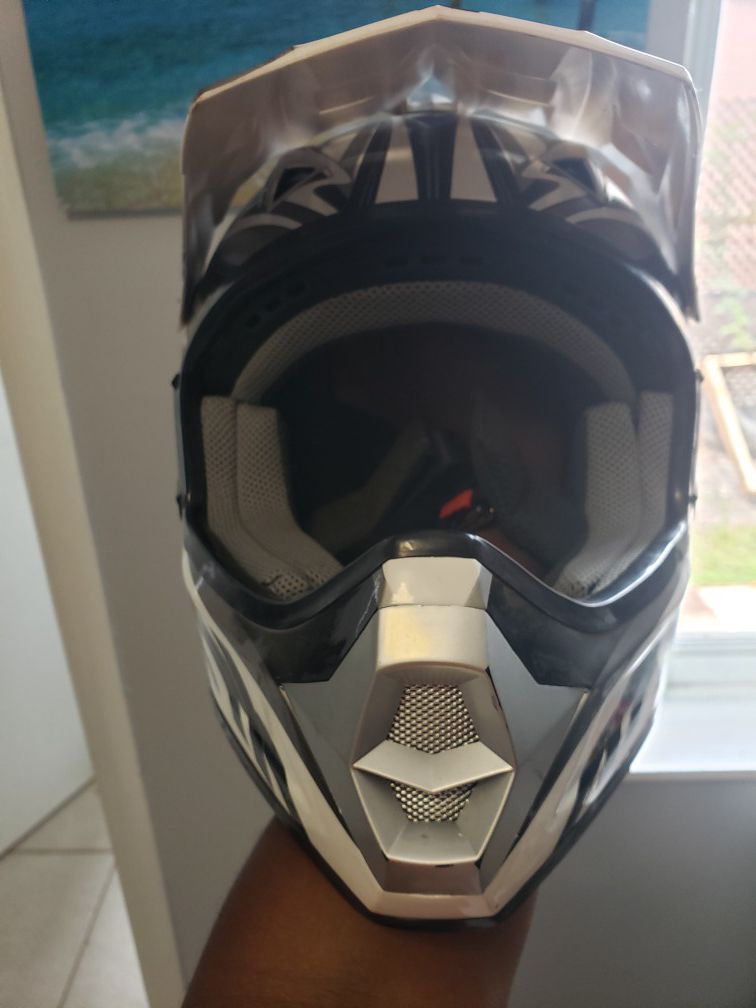 BILT Amped Medium Motorbike Helmet