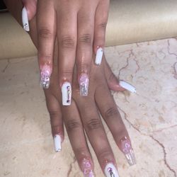 Nails 
