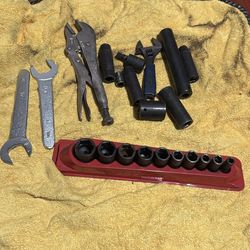 Snap on sockets tools